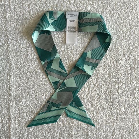 Tiffany & Co. Giant T Ribbon Scarf in Tiffany Blue - Picture 5 of 17